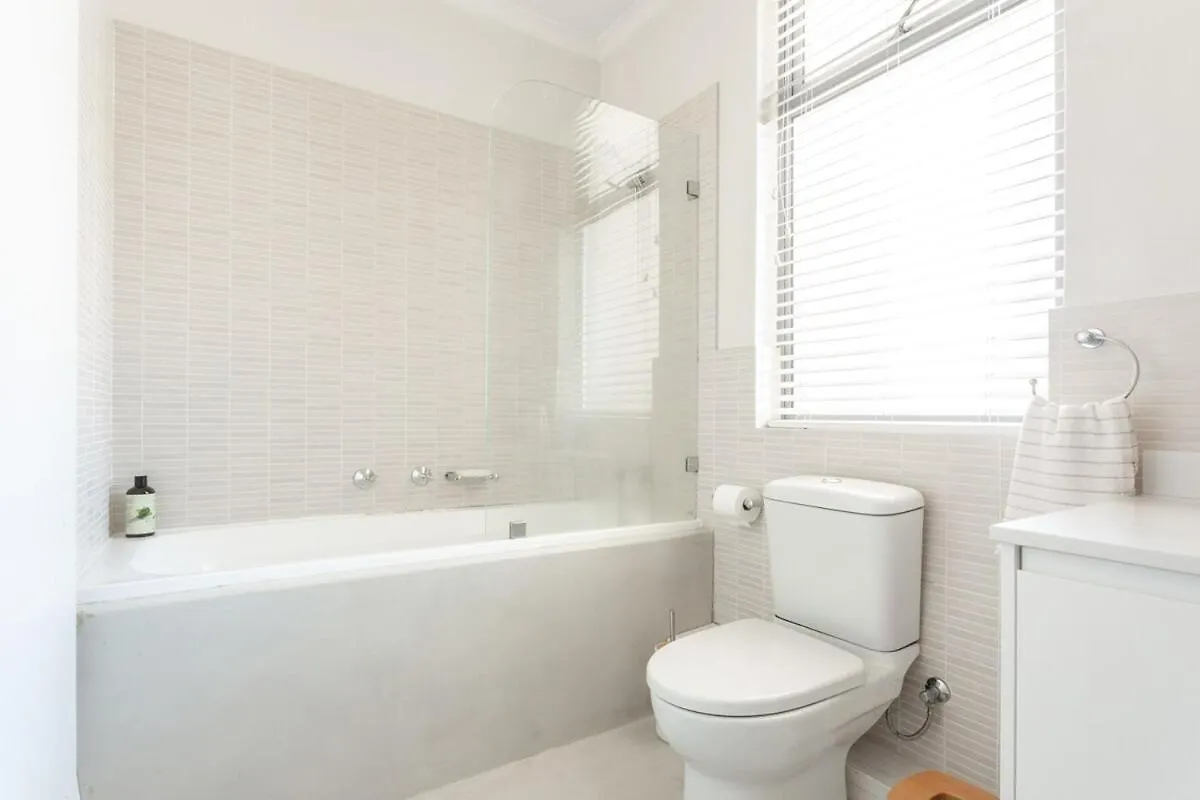 New Apartment, Surfer'S Corner Muizenberg South Africa