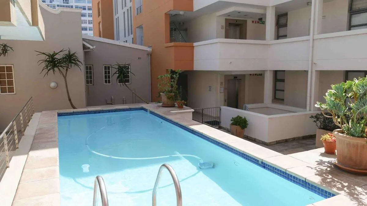 New Apartment, Surfer'S Corner Muizenberg