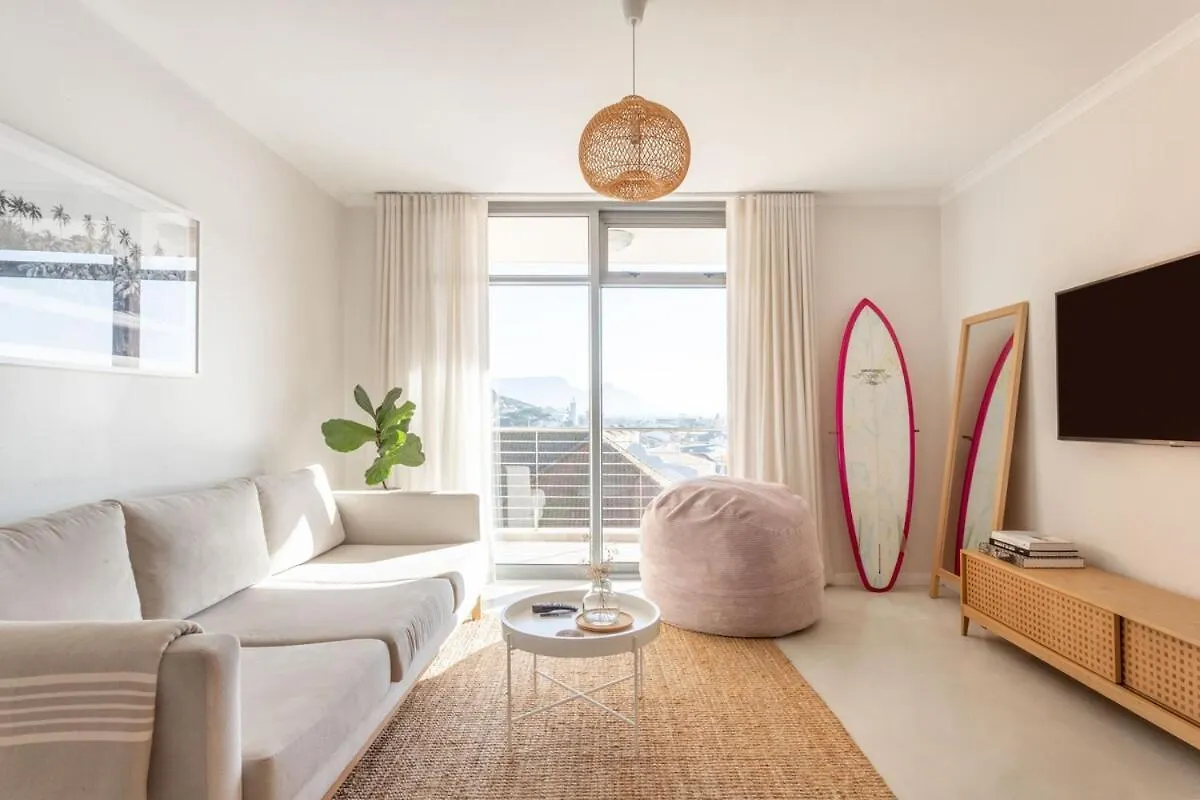 New Apartment, Surfer'S Corner Muizenberg